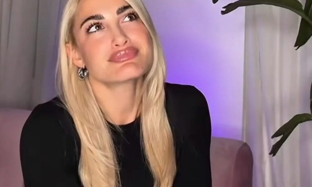 kinisi-anthropias-tis-ioannas-touni-ta-christougenna-pou-egine-paradeigma-pros-mimisi-gia-olous_1766821667-1200×800