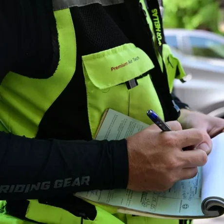 251201105058_klisi-troxaia-astynomia-police-prostimo-1200-1 (1)