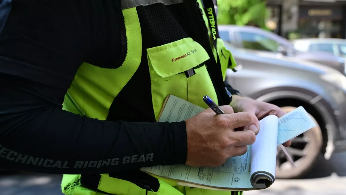 251201105058_klisi-troxaia-astynomia-police-prostimo-1200-1 (1)