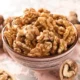 eating-walnuts-696×464.jpg