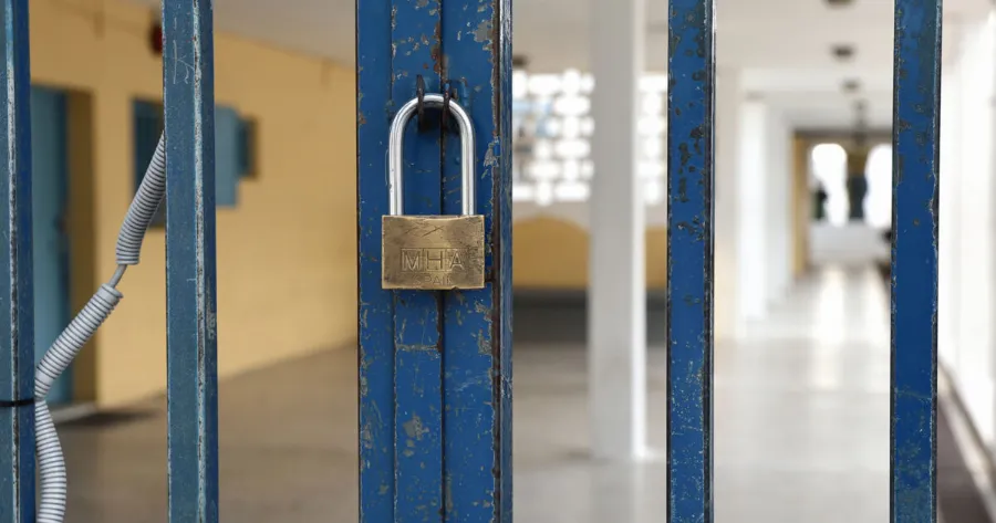 ektakto-kleista-scholeia-kai-triimero-kai-stin-attiki