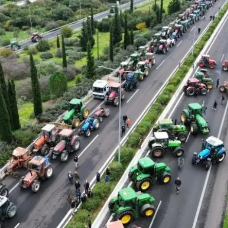 ektakto-poio-limani-tha-kleisoun-tora-oi-agrotes