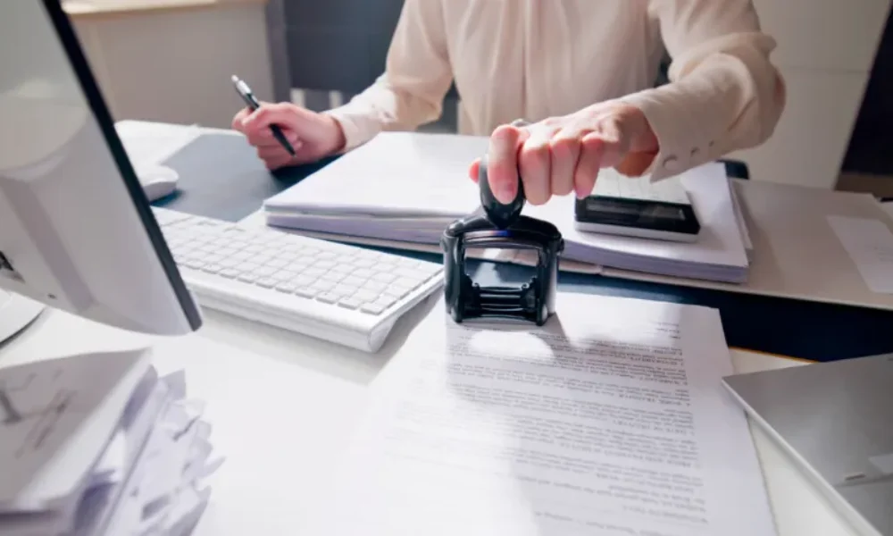 molis-anakoinothike-paralyei-avrio-oli-i-chora