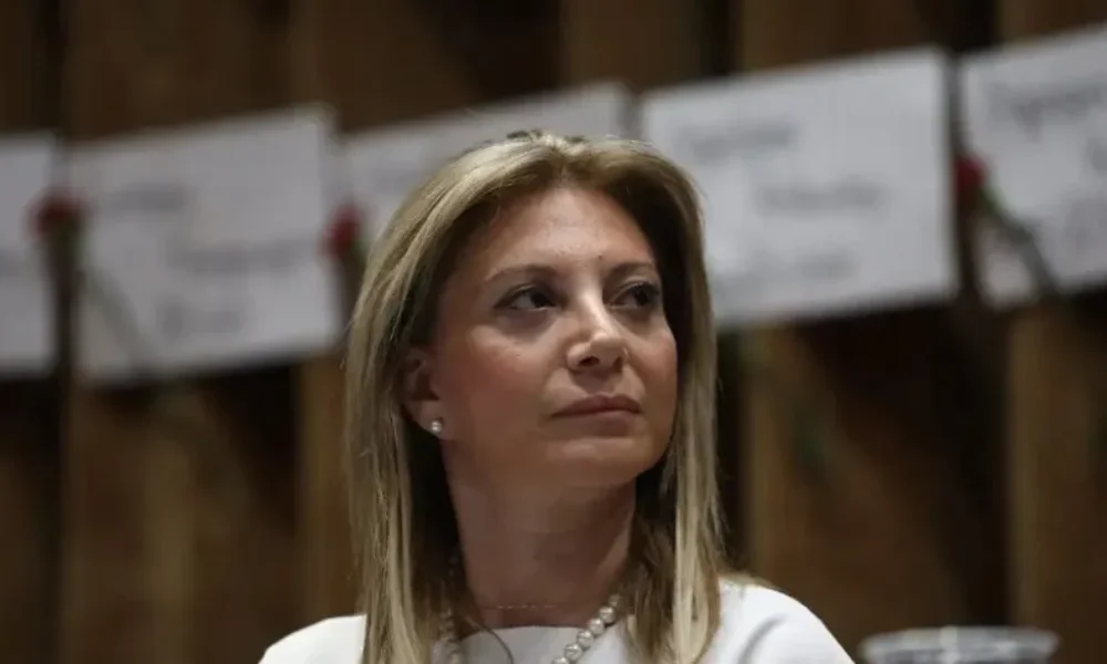 papaiteitai-i-maria-karystianou-apo-ton-syllogo-gia-tempi (1)