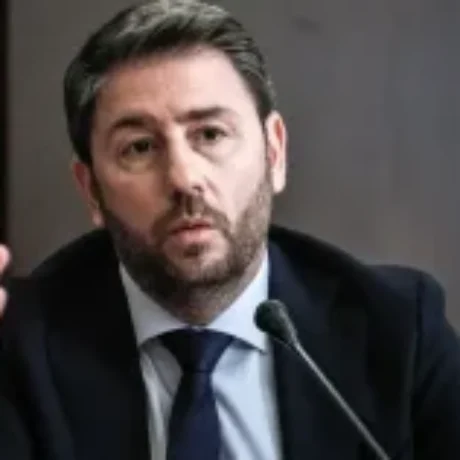 stin-antepithesi-o-androulakis-anakoinonei-metagrafi-vomva-sto-pasok-pou-allazei-ta-panta-900×473-1-300×158