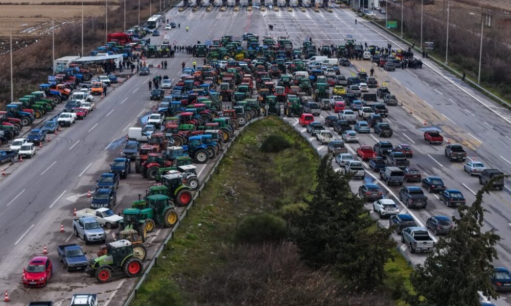 bloka-agroton-telos-ta-dromologia-ktel-poious