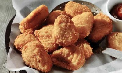 anakalountai-kotompoukies-apo-dyo-megales-alysides-souper-market_