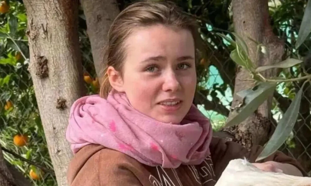 epitelous-panagia-mou-egine-gnosto-gia-tin-16chroni