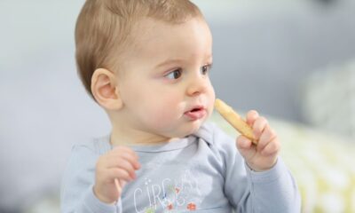 anakalountai-vrefika-biskota-pasignostis-etaireias