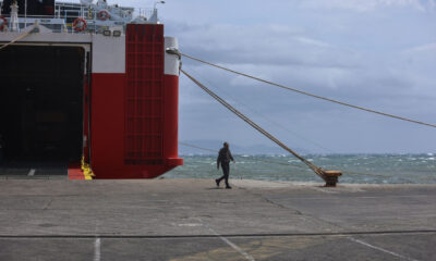 c6472b9d-apagoreftiko-apoplou