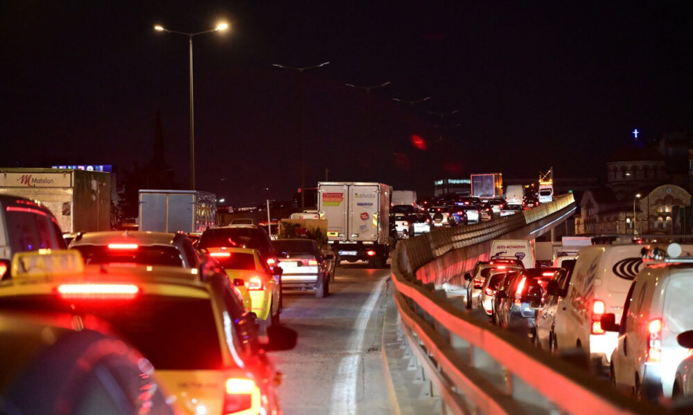 ektakto-sok-sti-chora-mas-2-chrono-koritsaki_