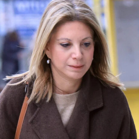 keramida-gia-ti-maria-karystianou-8211-to-neo