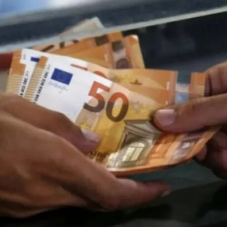 prin-mia-ora-matheftike-kai-episima-katapliktika-nea_