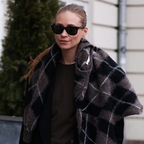 7aff8f3be2814fce99bb48c27368ecbf