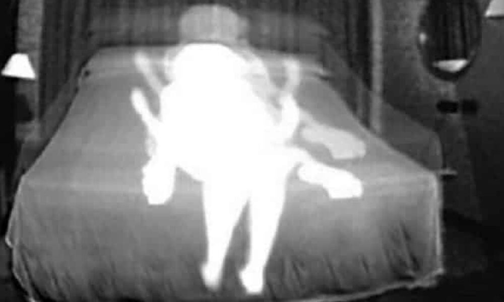 evale-kryfi-kamera-gia-na-dei-an-i_