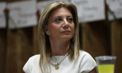 akouse-to-kampanaki-ton-dimoskopiseon-to-proto-komma-pou-kanei-anoigma-synergasias-sti-maria-karystianou