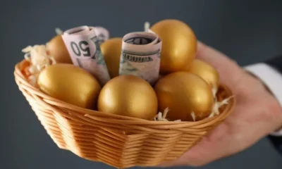 erchetai-to-ektakto-paschalino-epidoma-ton-250-evro-oi-dikaiouchoi