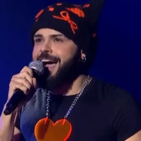 eurovision-chamos-me-tin-emfanisi-tou-akyla-ston-elliniko-teliko-ligoi-to-paratirisan