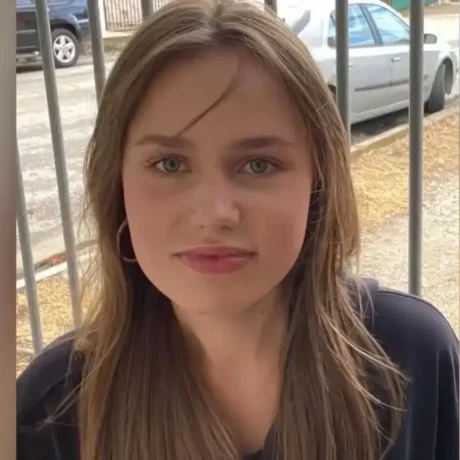 exafanisi-16xronis-loras-mistiriodis-gynaika