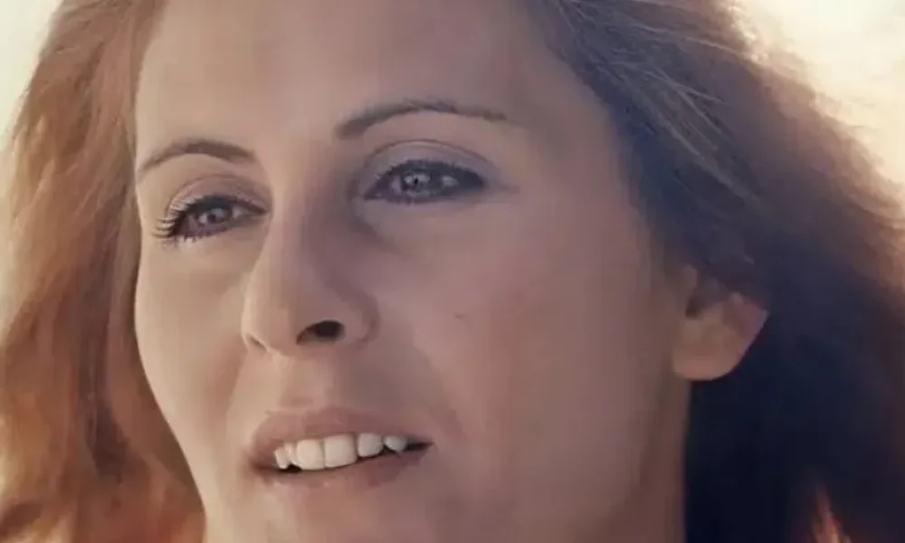 pethane-ximeromata-sto-girokomeio-i-pasignosti-laiki-tragoudistria