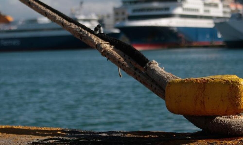 pagonei-i-chora-24ori-apergia-se-ola-ta