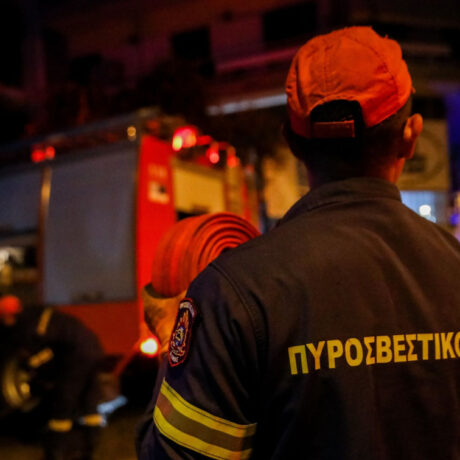 66902687-pyrosvestiki-vrady-eurokinissi-4