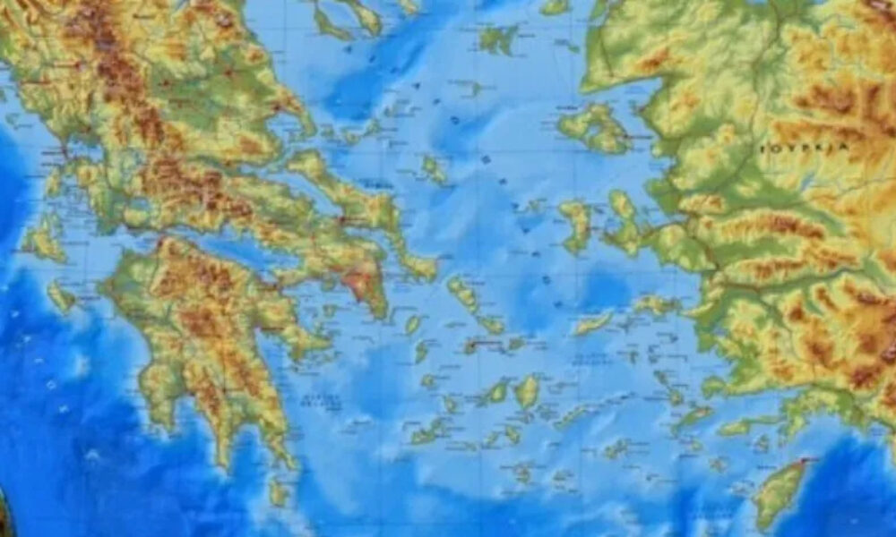 apo-pou-krataei-i-skoufia-mas-pliktrologiste