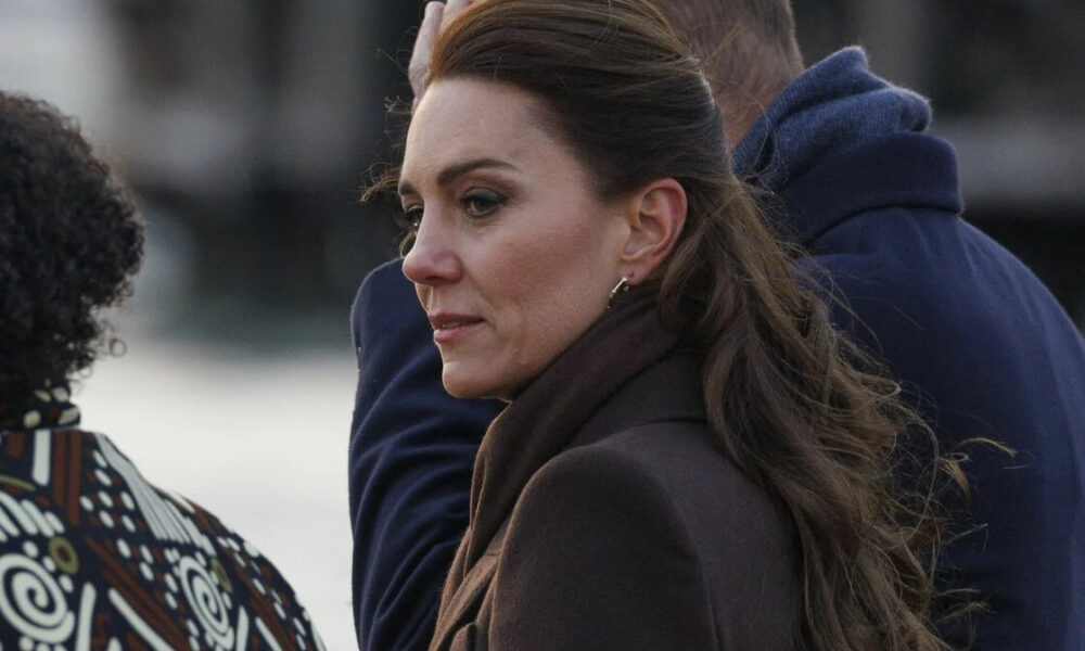 klaiei-oli-i-anglia-gia-tin-keit-mintleton