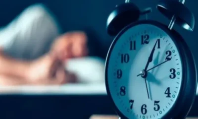 allagi-oras-ton-marti-i-kyriaki-pou-tha-pame-ta-rologia-mas-1-ora-brosta