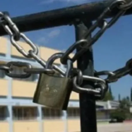 kleista-scholeia-avrio-deftera-02-02-25-1