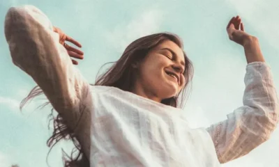 meta-tis-apoleies-i-tychi-chamogela-4-zodia-pou-tha-evnoithoun-se-agapi-kai-chrimata-pigi-iefimerida-gr-meta-tis-apoleies-i-tychi-chamogela-4-zodia-pou-tha-evnoithoun-se-agapi-kai-chrimata