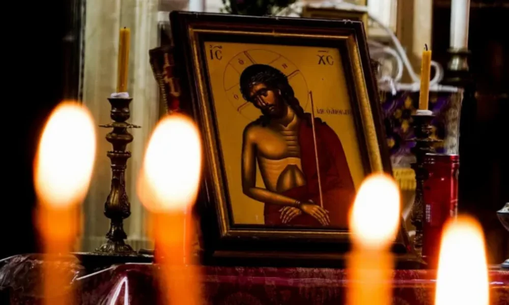 pote-einai-i-kyriaki-tis-stavroproskyniseos-ti-trome-kai-to-agnosto-ethimo-tis-megalis-giortis