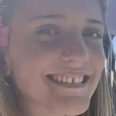 syntetrimmenos-o-pateras-tis-18chronis-pou-pethane-to-savvato-i-miningitida-mas-tin-pire-se-ligotero-apo-12-ores