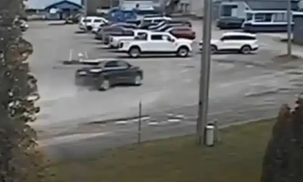 thrinos-se-paidiko-parti-anti-gia-genethlia-kanoun-kideia-nekra-2-aderfakia-sto-nosokomeio-ta-alla-13-paidia