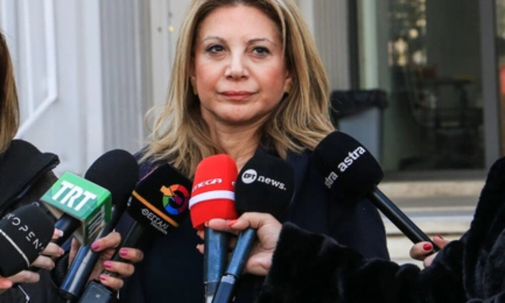 maria-karystianou-anakoinose-to-komma-tis-8211-xekiname