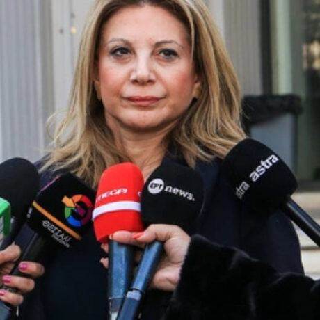 maria-karystianou-anakoinose-to-komma-tis-8211-xekiname