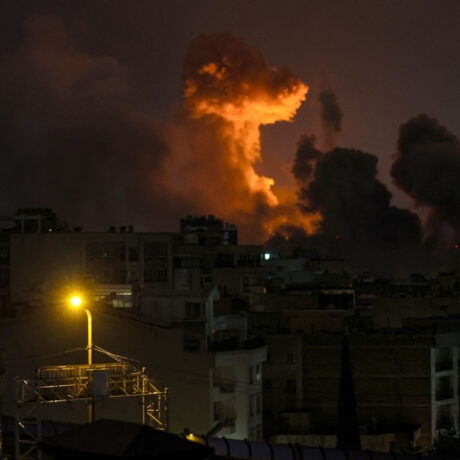 c7c9a2c0-iran-epitheseis