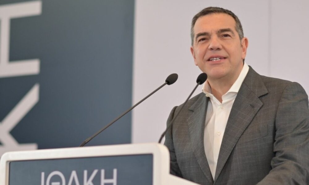 o-tsipras-kanei-ti-zimia-sto-pasok-8211_