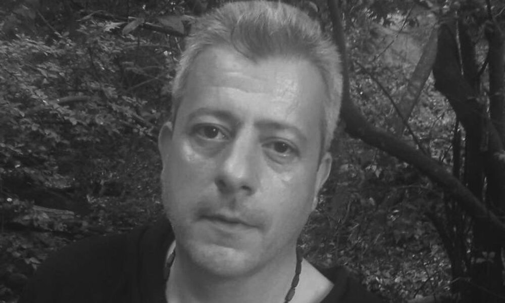 44547593-nikos-papadakos