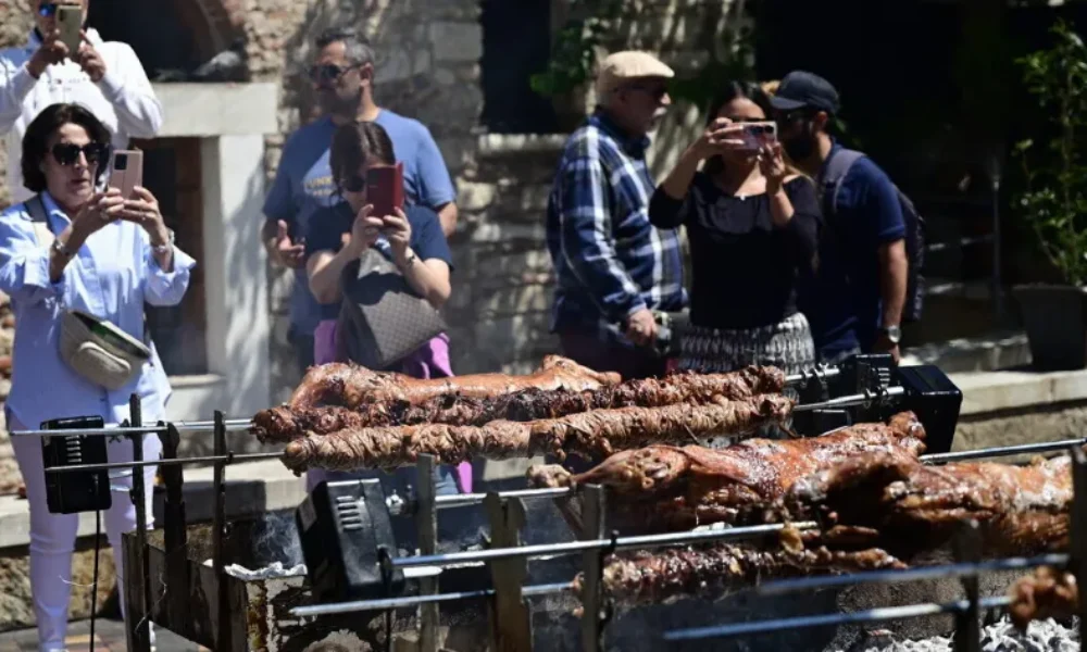 anatropi-gia-tin-kyriaki-tou-pascha-ta-teleftaia-stoicheia-gia-ton-kairo