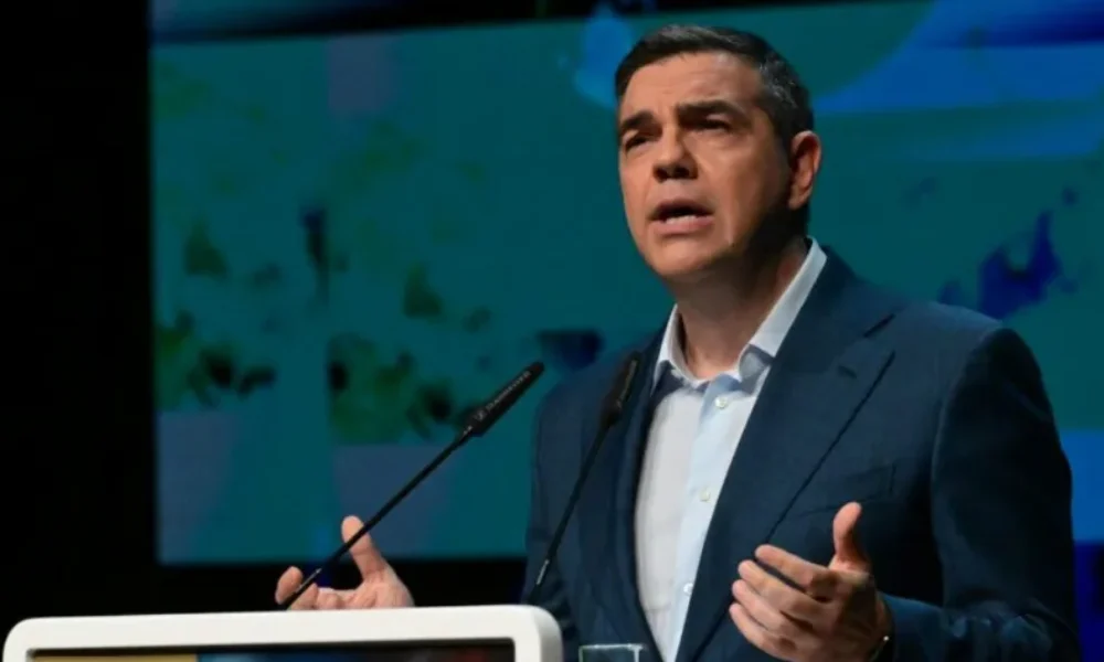 apisteyth-apofasi-tsipra-oi-5-politikoi-pou-vgazei-brosta-sto-neo-komma