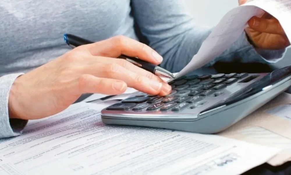 charas-evangelia-gia-tous-syntaxiouchous-molis-anakoinothike-doro-800-eyro