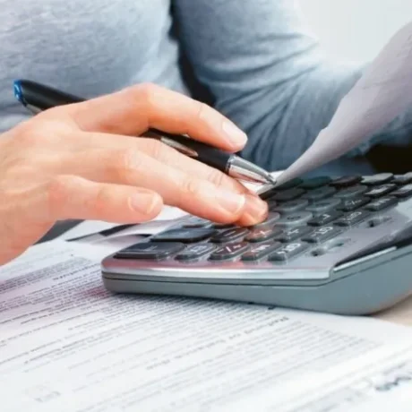 charas-evangelia-gia-tous-syntaxiouchous-molis-anakoinothike-doro-800-eyro