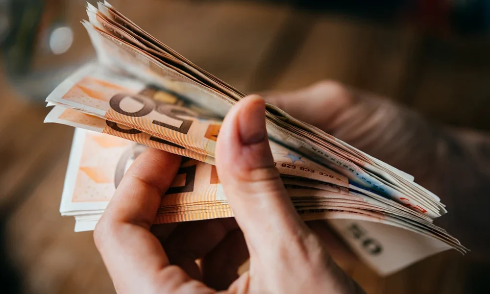 euro_lefta12.jpg