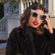 taftopoiithike-o-diacheiristis-tou-logariasmou-soula-glamorous-kai-tou-askithike-dioxi