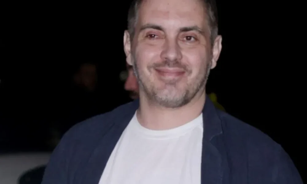 ektaktos-sto-cheirourgeio-o-michalis-chatzigiannis-ti-synevi