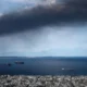 stin-attiki-to-toxiko-nefos-apo-ti-fotia-sto-oraiokastro-ti-prepei-na-kanete-me-ta-klimatistika