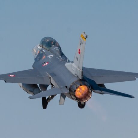 toyrkia-f-16