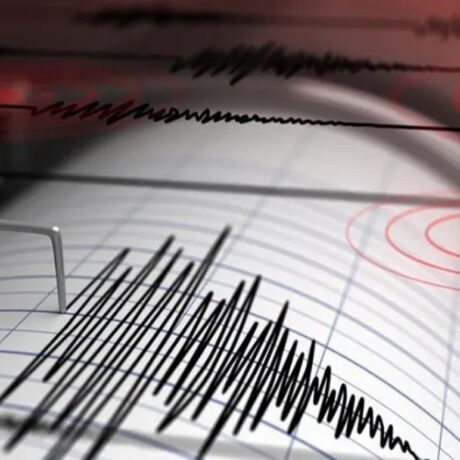 ektakto-tora-ischyros-seismos-prin-ligo-8211-aisthitos_