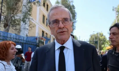 paei-gia-ti-niki-me-aftous-ola-ta-galazia-onomata-pou-katevazei-o-samaras-kai-ginetai-prothypourgos